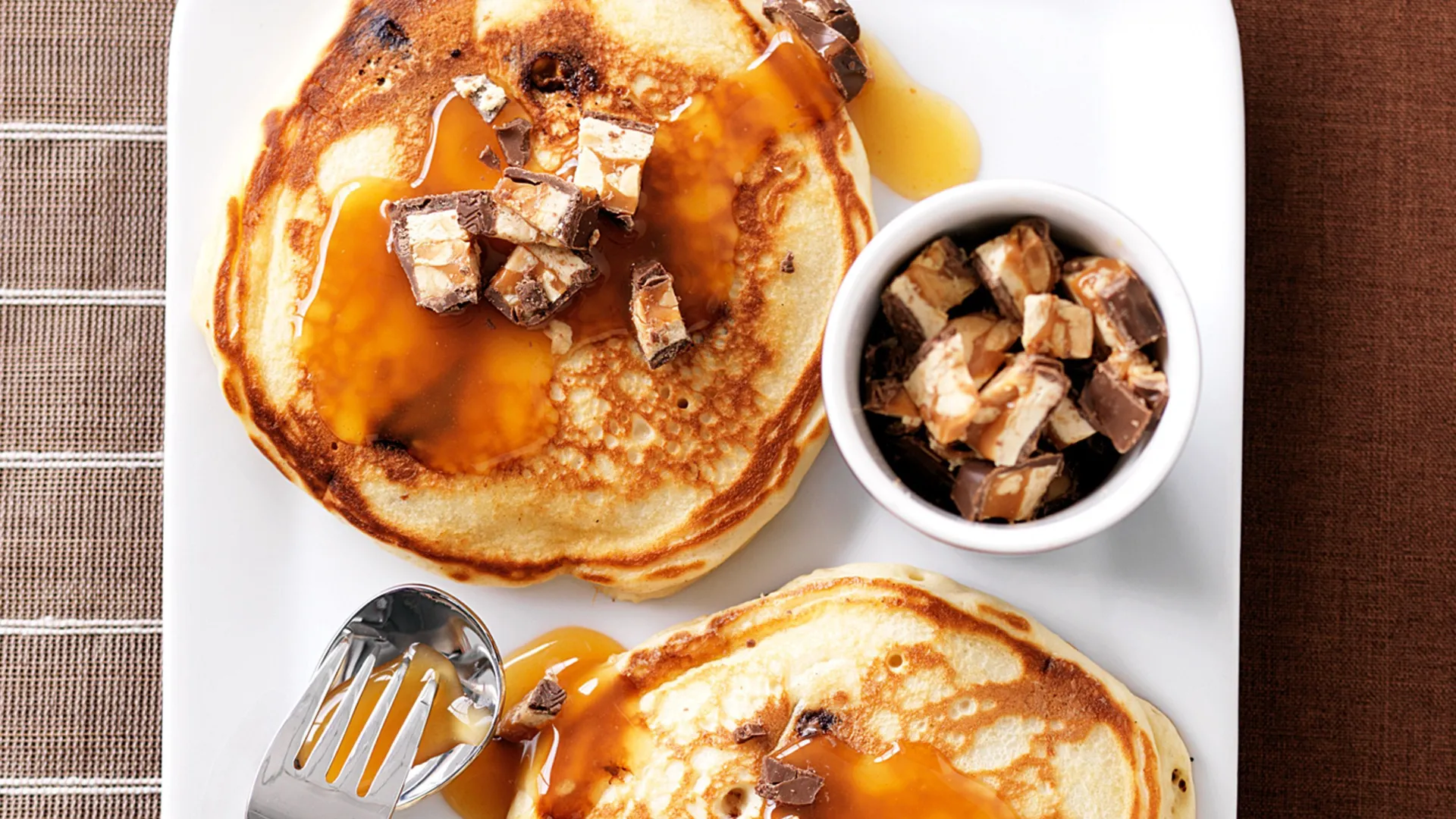 Caramel peanut pancakes